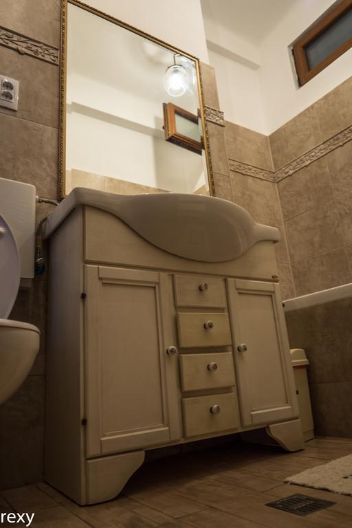Chic Apartment Brasov Ngoại thất bức ảnh